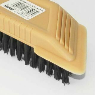 Vegetable cleaning brush