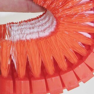 Flex scrubbing brush