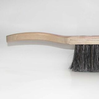 Curved hand brush