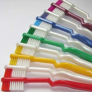 Superdent 300 toothbrushes for adults soft