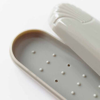 Comfort II toothbrush travel case