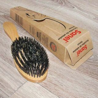 Venus hair brush